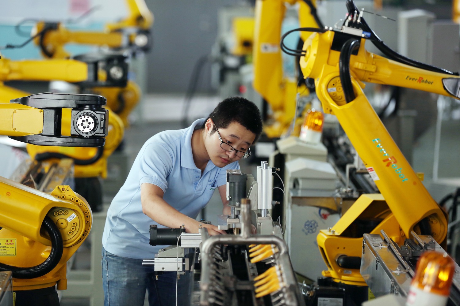 Who’s behind the Chinese companies eyeing Italian robotics