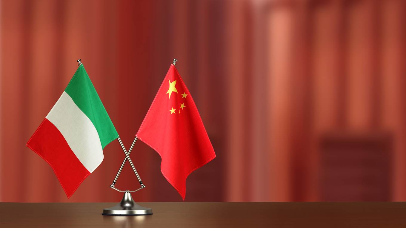 Reunión «Amigos de China» del Parlamento italiano