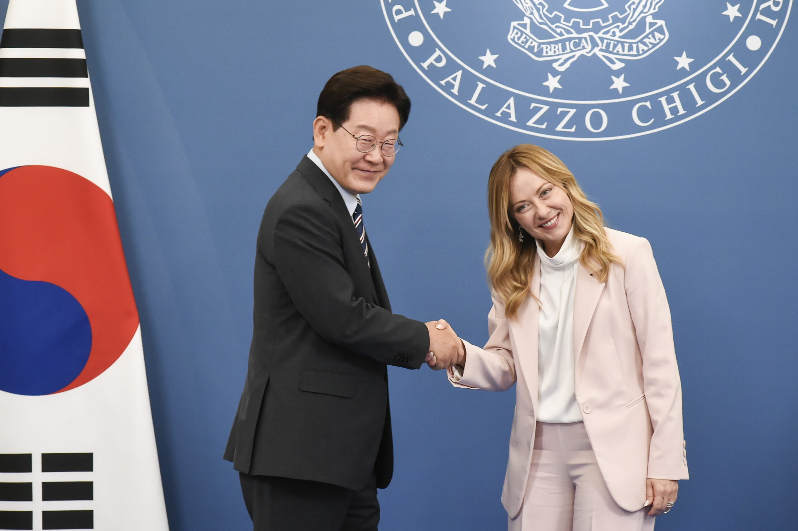 Italy and South Korea upgrade ties with strategic partnership